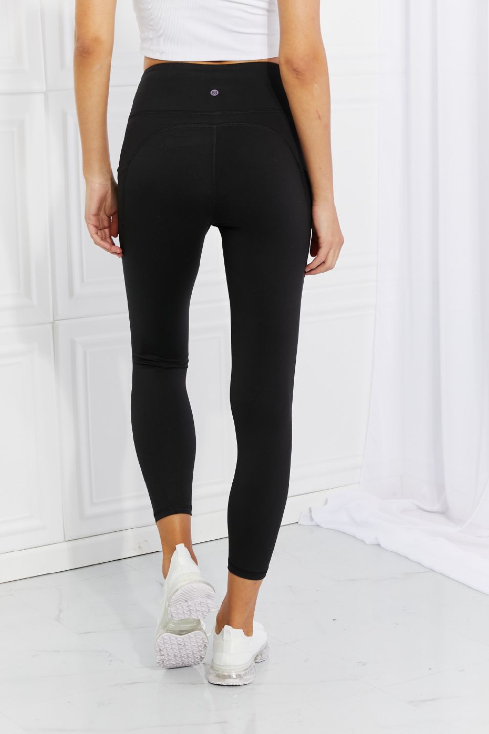 Strengthen and Lengthen Active Leggings In Black