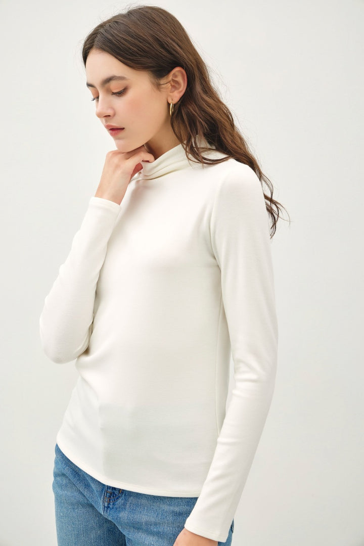 Mock Neck Long Sleeve Tee In Ivory