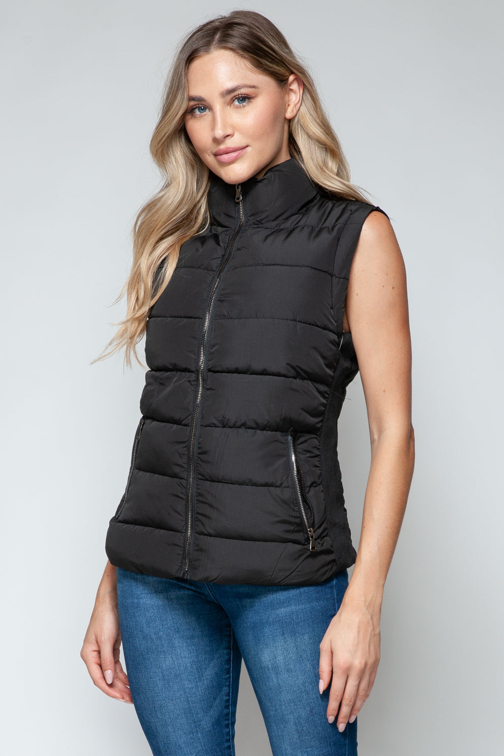 Zip Up Turtleneck Vest In Black