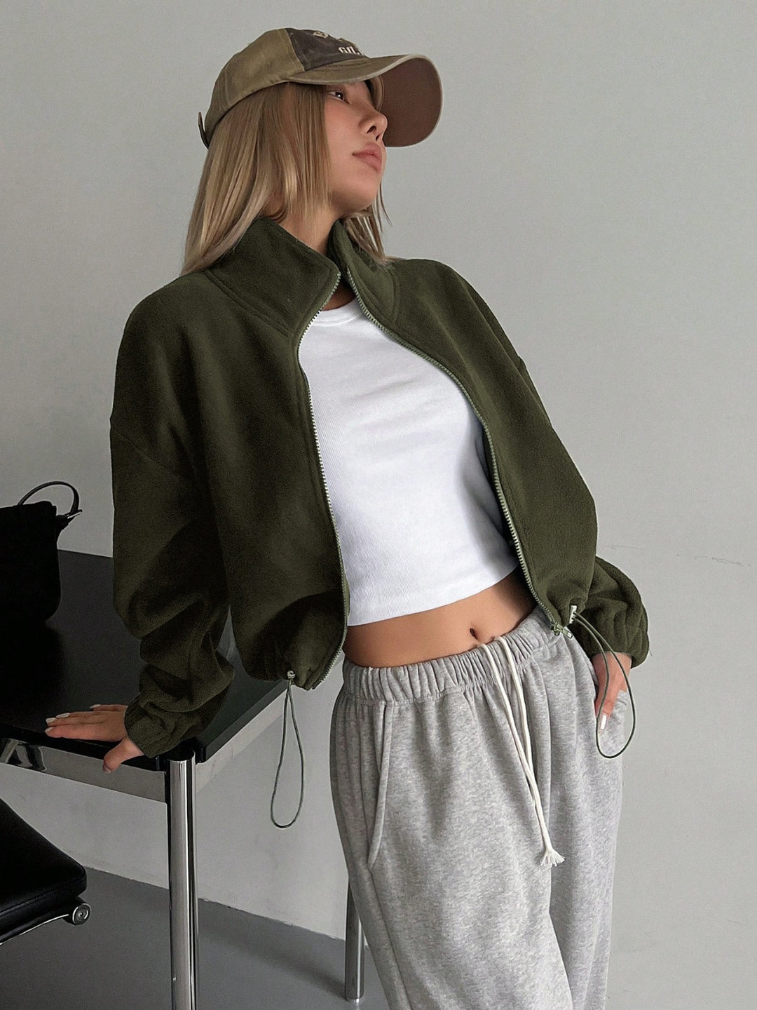 Zip Up Cropped Jacket in Army Green