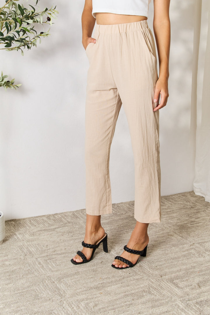 Pull-On Pants with Pockets in Khaki